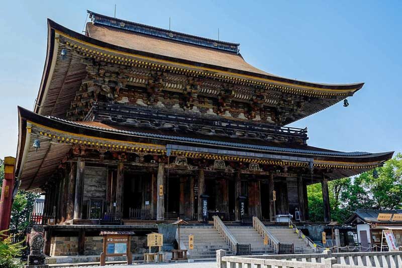 金峯山寺蔵王堂